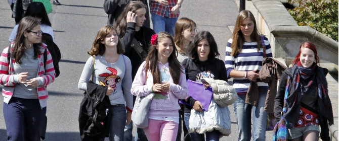 EDINBURGH SCHOOL OF ENGLISH