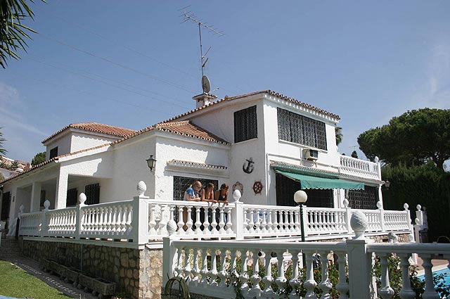 Instituto Andalusi De Espanol Malaga